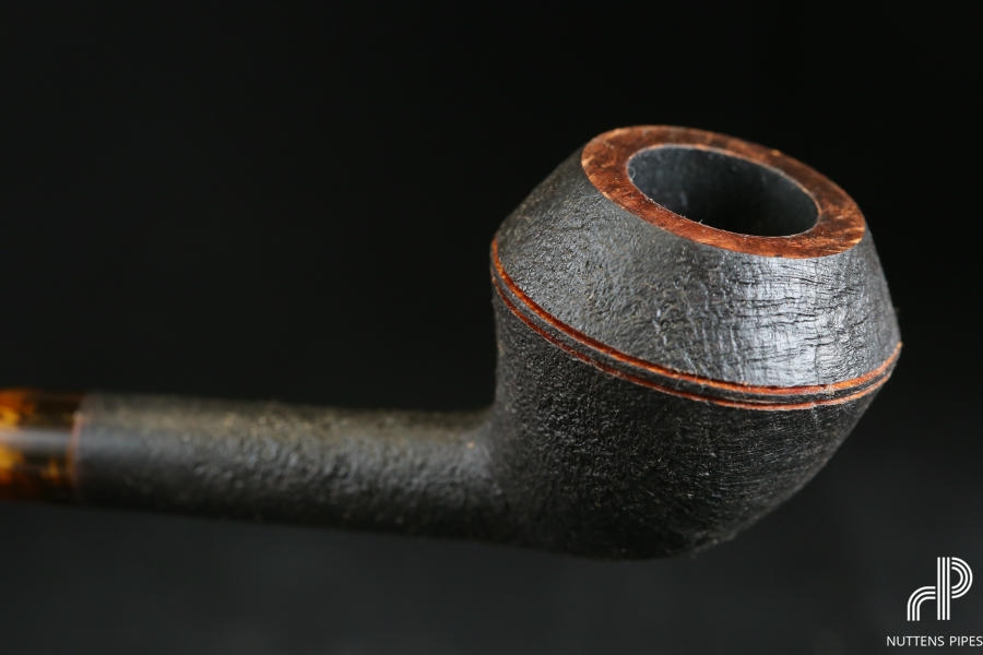 pipe canted bulldog black