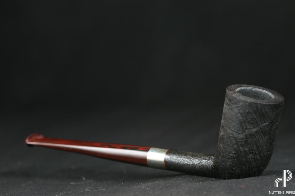 canted billiard black