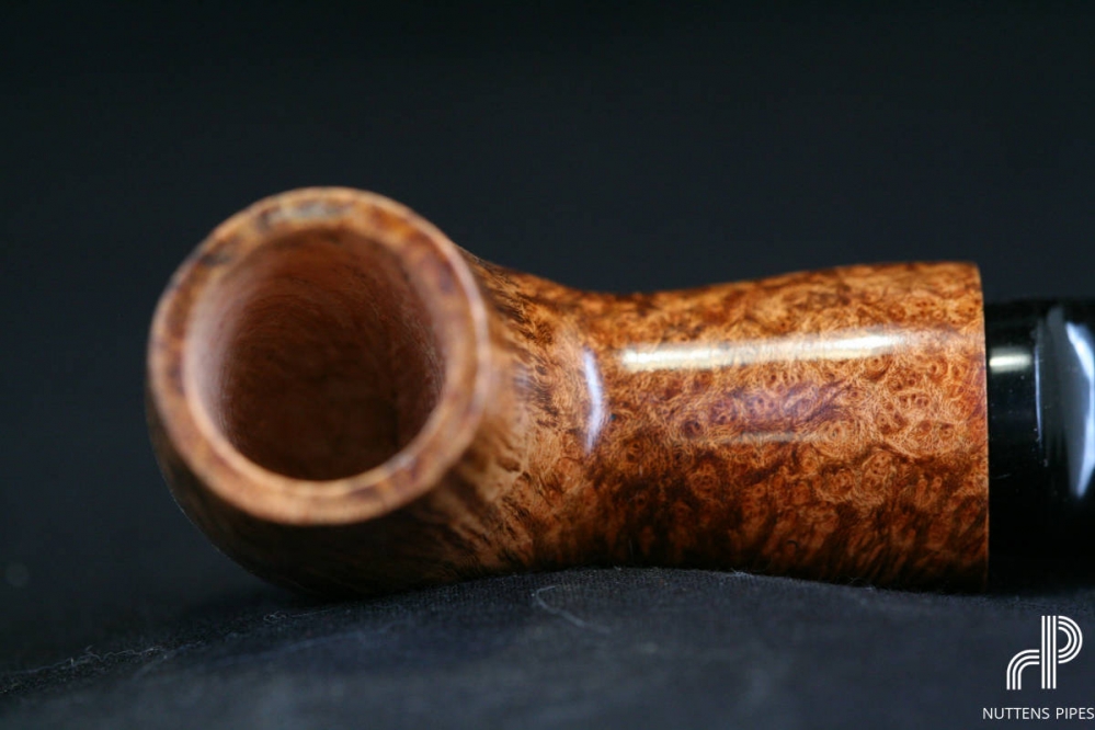 reverse calabash smooth straight grain