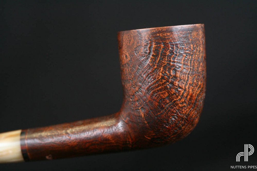 Billiard sandblasted horn stem