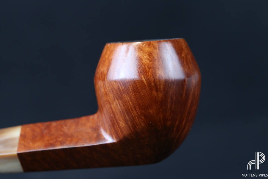bulldog  straight grain horn