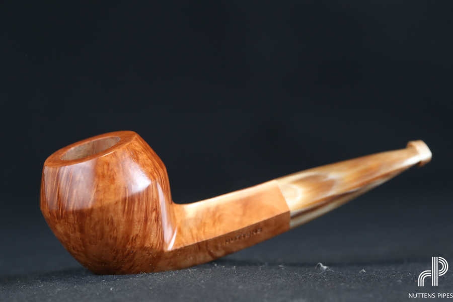 bulldog straight grain horn grade 2