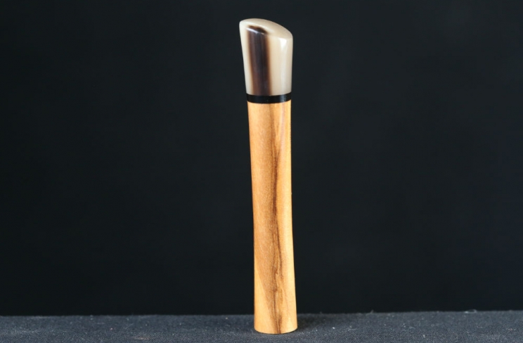 tamper olive wood + horn