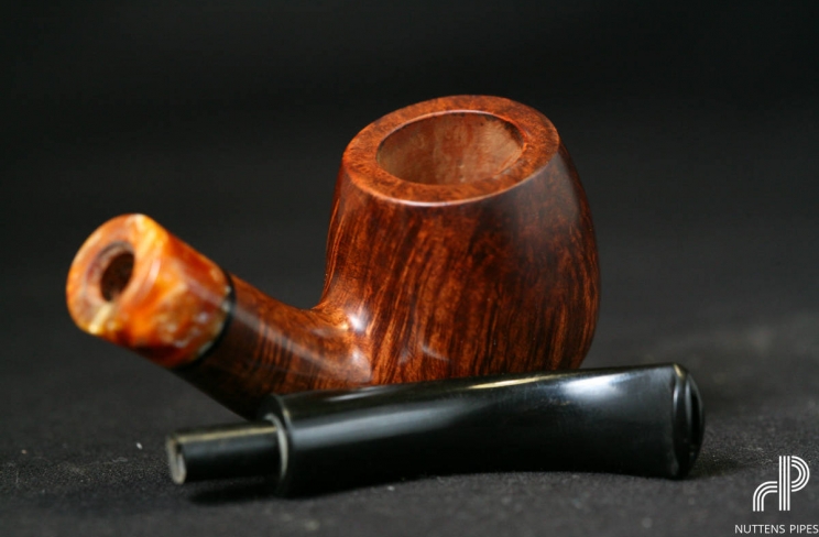 bent billiard ébonit